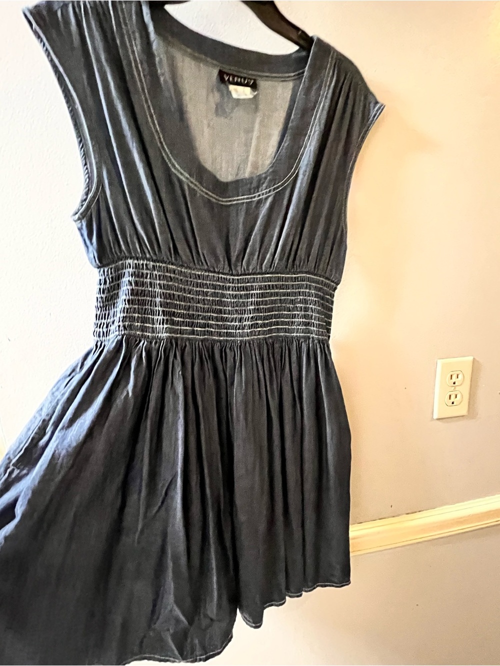 VENUS Slate Gray Denim Look Sleeveless Smocked-Waist Mini Dress - Picture 2 of 12